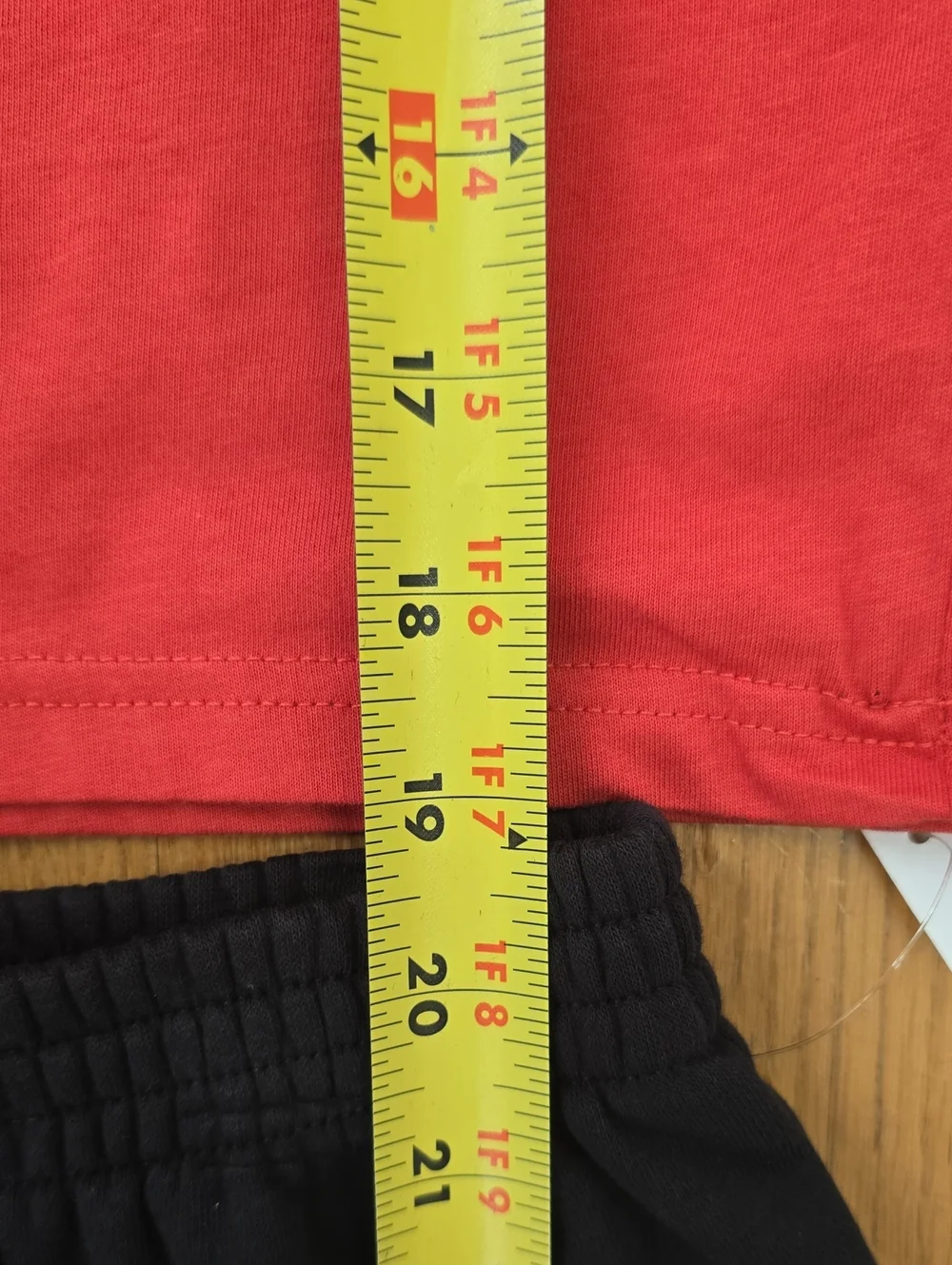 ADIDAS BRAND SIGNATURE BOYS RED & BLACK SHORT SLEEVE T-SHIRT &  PANTS SET SIZE 6